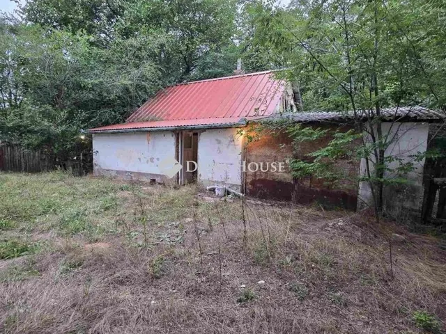 Eladó mezőgazdasági ingatlan Kerekegyháza 46 nm