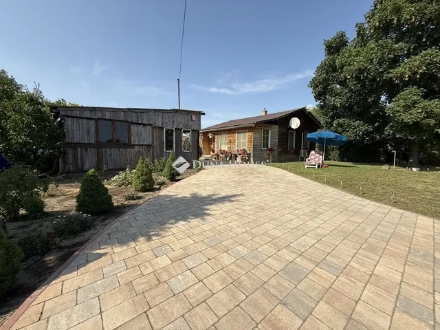 Eladó mezőgazdasági ingatlan Kecskemét, Hetényegyháza 70 nm