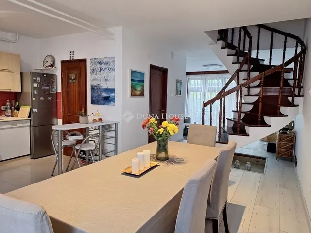 Eladó ház Kecskemét, Petőfiváros 112 nm