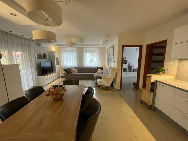 Eladó ház Kecskemét, Katonatelep 120 nm