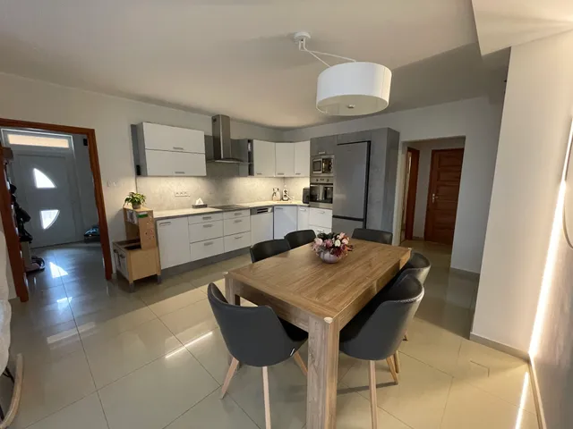 Eladó ház Kecskemét, Katonatelep 120 nm