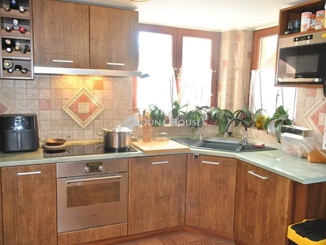 Eladó ház Kecskemét 246 nm