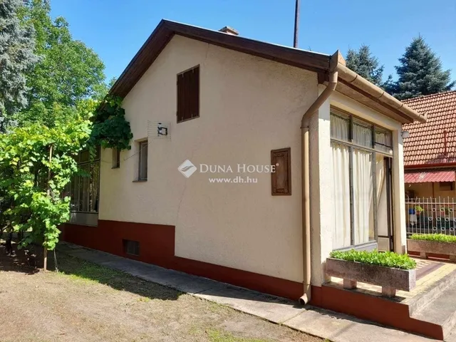 Eladó üdülő és hétvégi ház Lakitelek 52 nm