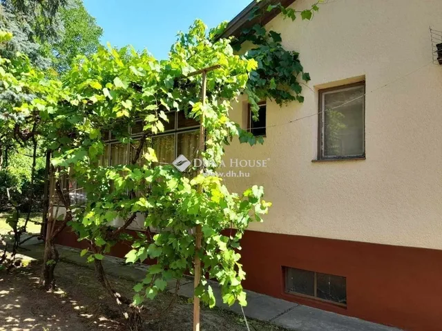 Eladó üdülő és hétvégi ház Lakitelek 52 nm