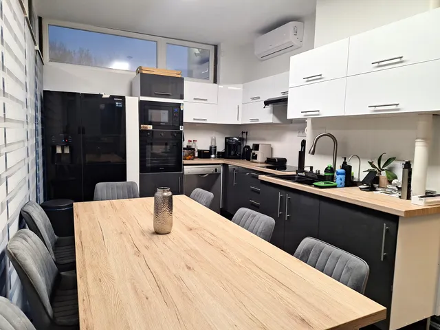 Eladó ház Kecskemét, Katonatelep 117 nm