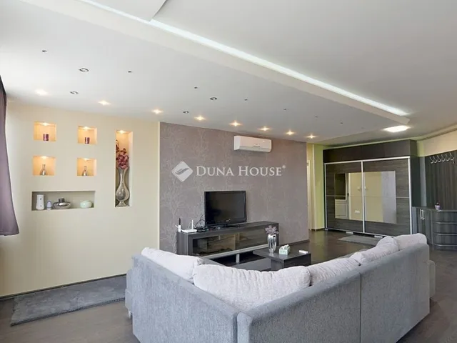 Kiadó lakás Kecskemét, Belváros 78 nm