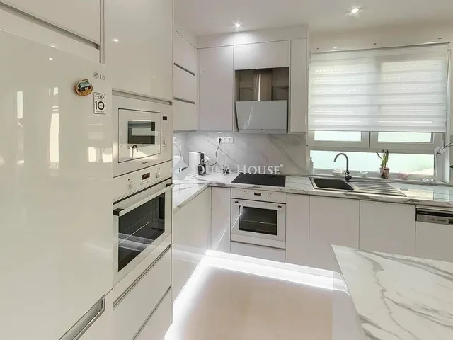 Eladó ház Kecskemét, Katonatelep 188 nm