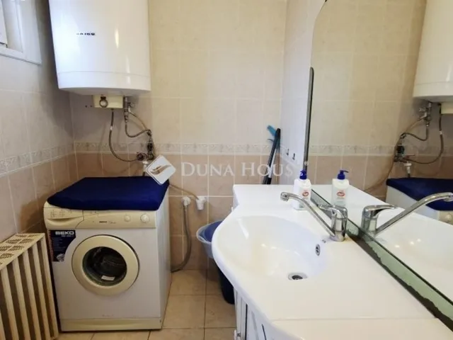 Eladó ház Kecskemét, Petőfiváros 142 nm