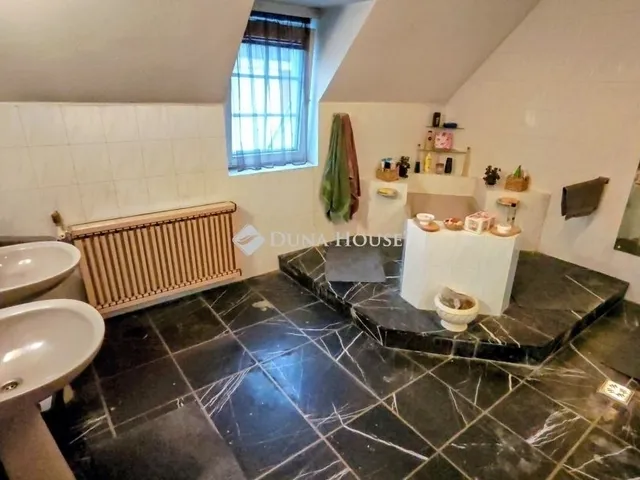 Eladó ház Kecskemét 402 nm