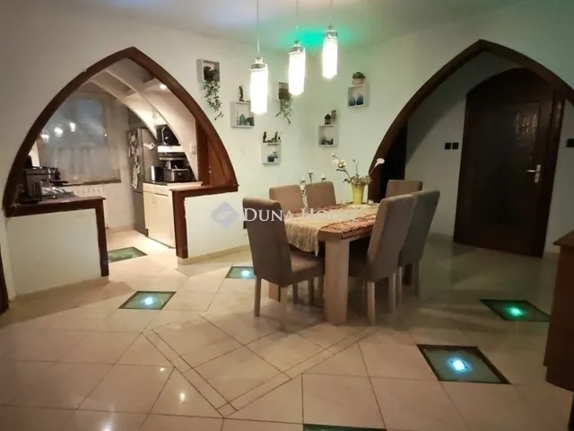 Eladó ház Kecskemét 402 nm