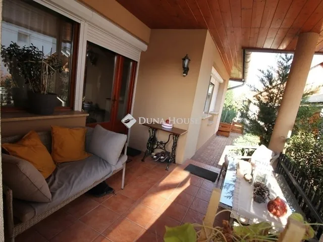 Eladó ház Kecskemét, Katonatelep 103 nm