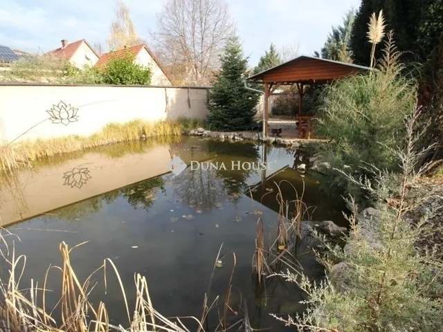 Eladó ház Kecskemét, Katonatelep 103 nm