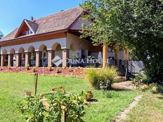 Eladó ház Kecskemét, Kadafalva 128 nm