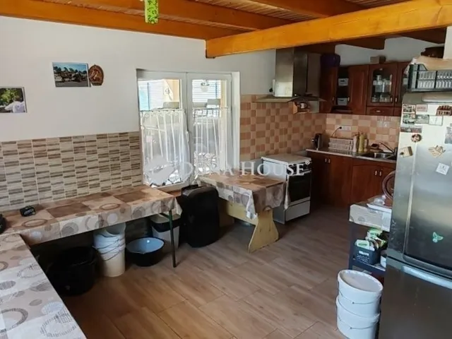 Eladó ház Kecskemét, Kadafalva 128 nm