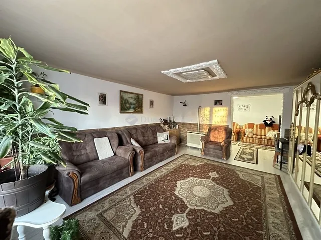 Eladó ház Kecskemét, Muszáj 80 nm