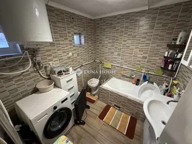 Eladó ház Kecskemét, Muszáj 80 nm