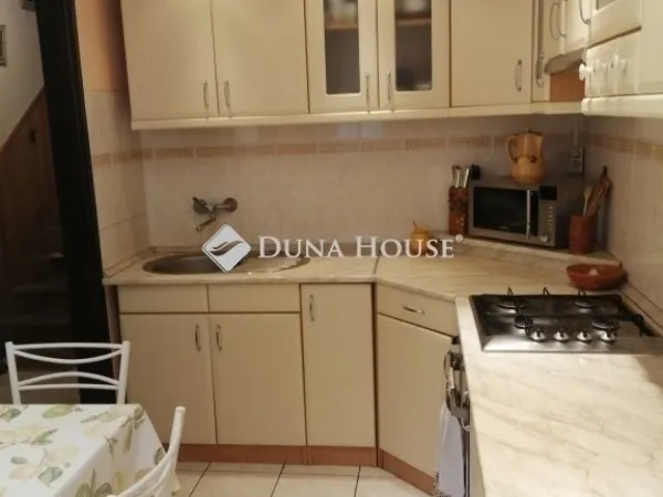 Eladó ház Kecskemét, Belváros 196 nm