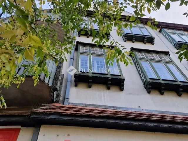 Eladó lakás Kecskemét 103 nm