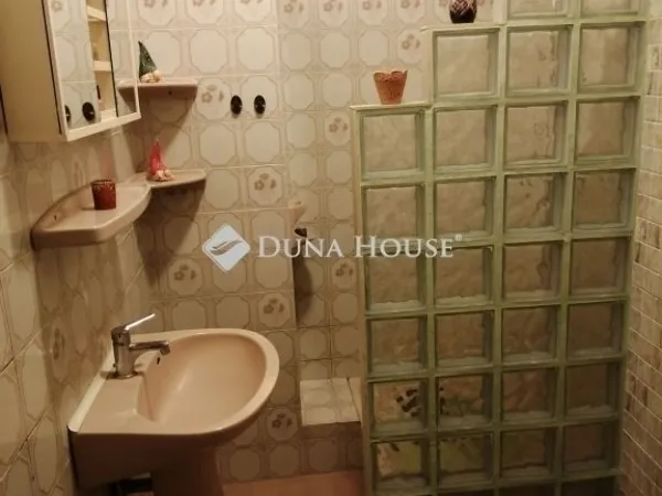 Eladó ház Kecskemét, Belváros 196 nm