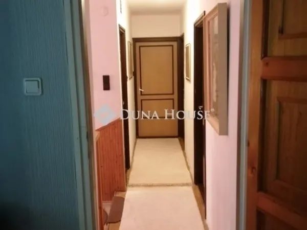 Eladó ház Kecskemét, Belváros 196 nm