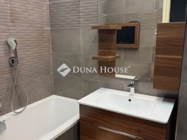 Eladó lakás Kecskemét, Belváros 85 nm