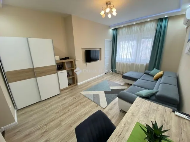 Eladó lakás Kecskemét 73 nm