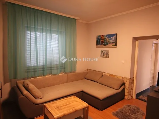 Eladó ház Kecskemét, Hunyadiváros 95 nm