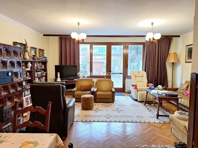 Eladó ház Kecskemét, Hunyadiváros 117 nm