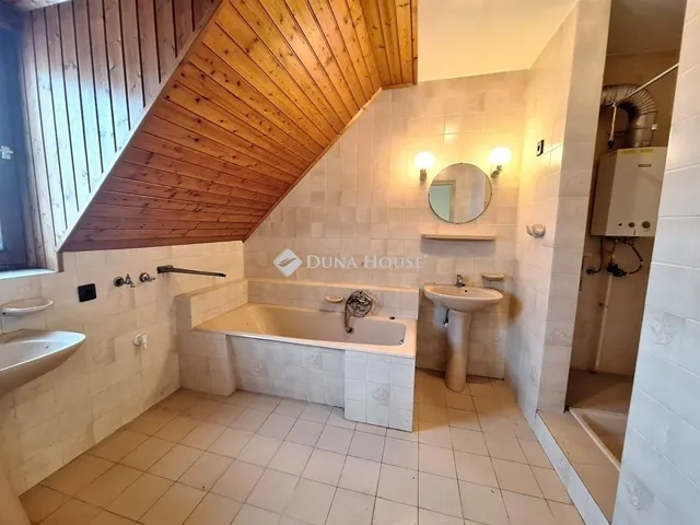 Eladó ház Kecskemét 90 nm