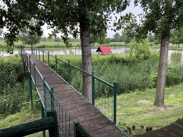 Eladó ház Császártöltés 189 nm