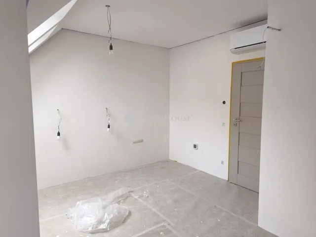 Eladó lakás Kecskemét, Belváros 69 nm