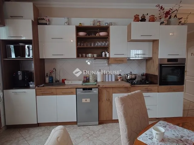 Eladó ház Kiskunfélegyháza 120 nm