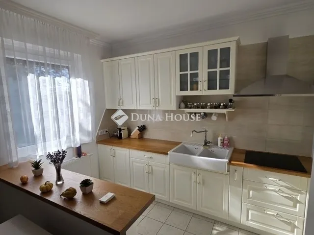 Eladó ház Kecskemét, Katonatelep 110 nm