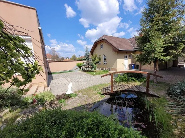 Eladó ház Kecskemét 190 nm