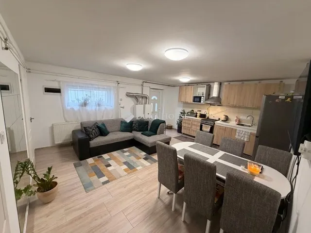 Eladó ház Kecskemét 65 nm