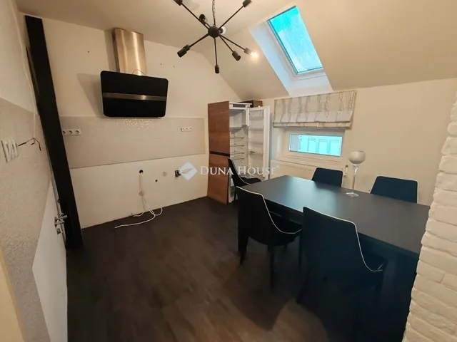 Eladó lakás Kecskemét, Belváros 120 nm