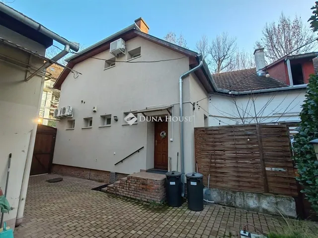 Eladó lakás Kecskemét, Belváros 120 nm