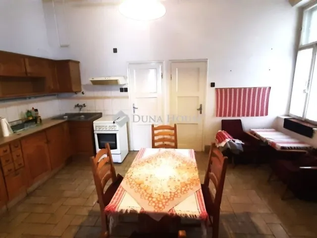 Eladó lakás Kecskemét 95 nm