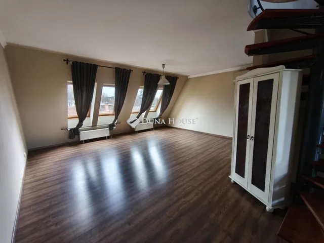 Eladó lakás Kecskemét 110 nm