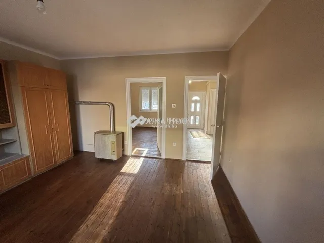 Eladó ház Kecskemét, Petőfiváros 62 nm