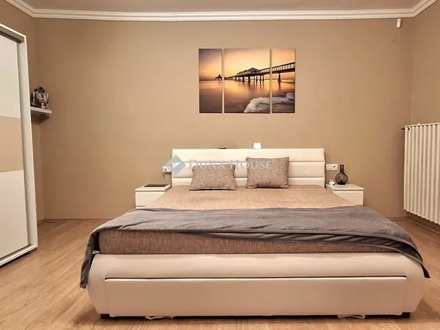 Eladó ház Kecskemét, Műkertváros 156 nm