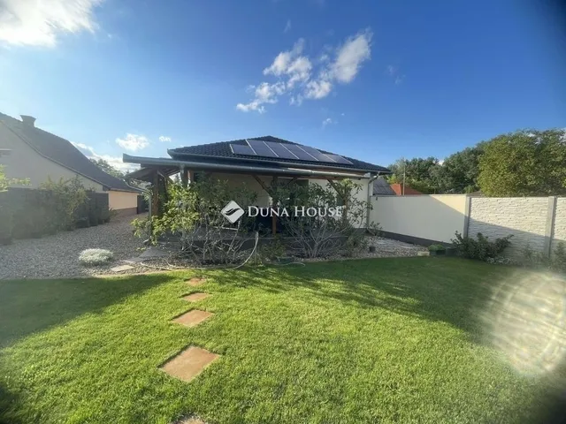 Eladó ház Kecskemét, Katonatelep 92 nm