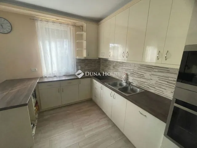 Eladó ház Kecskemét, Katonatelep 92 nm