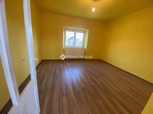 Eladó ház Jászkarajenő 86 nm