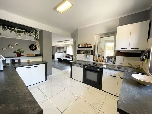 Eladó ház Kecskemét, Hetényegyháza 145 nm