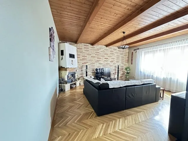 Eladó lakás Kecskemét 90 nm