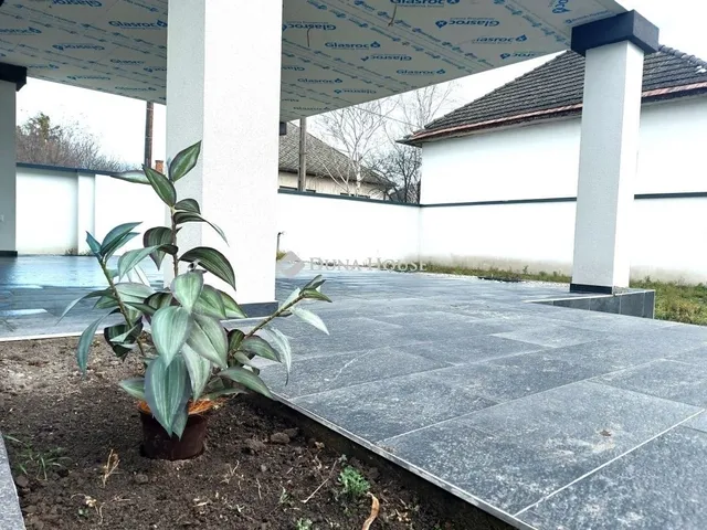 Eladó ház Izsák 104 nm