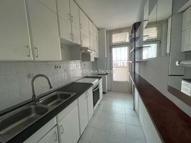 Eladó lakás Kecskemét 73 nm