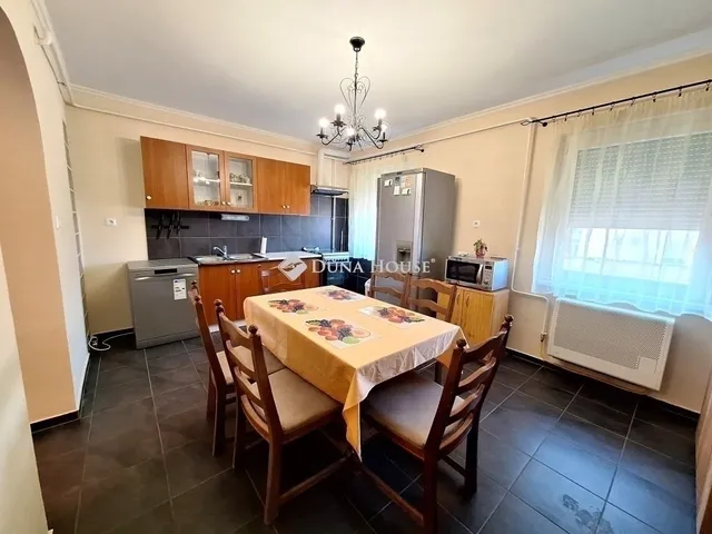 Eladó lakás Kecskemét, Műkertváros 56 nm