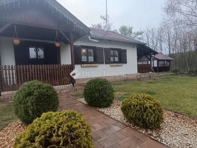 Eladó mezőgazdasági ingatlan Kecskemét, Talfája 107 nm